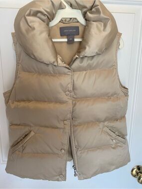 Ann Taylor Sandstone Quilted Puffer Vest